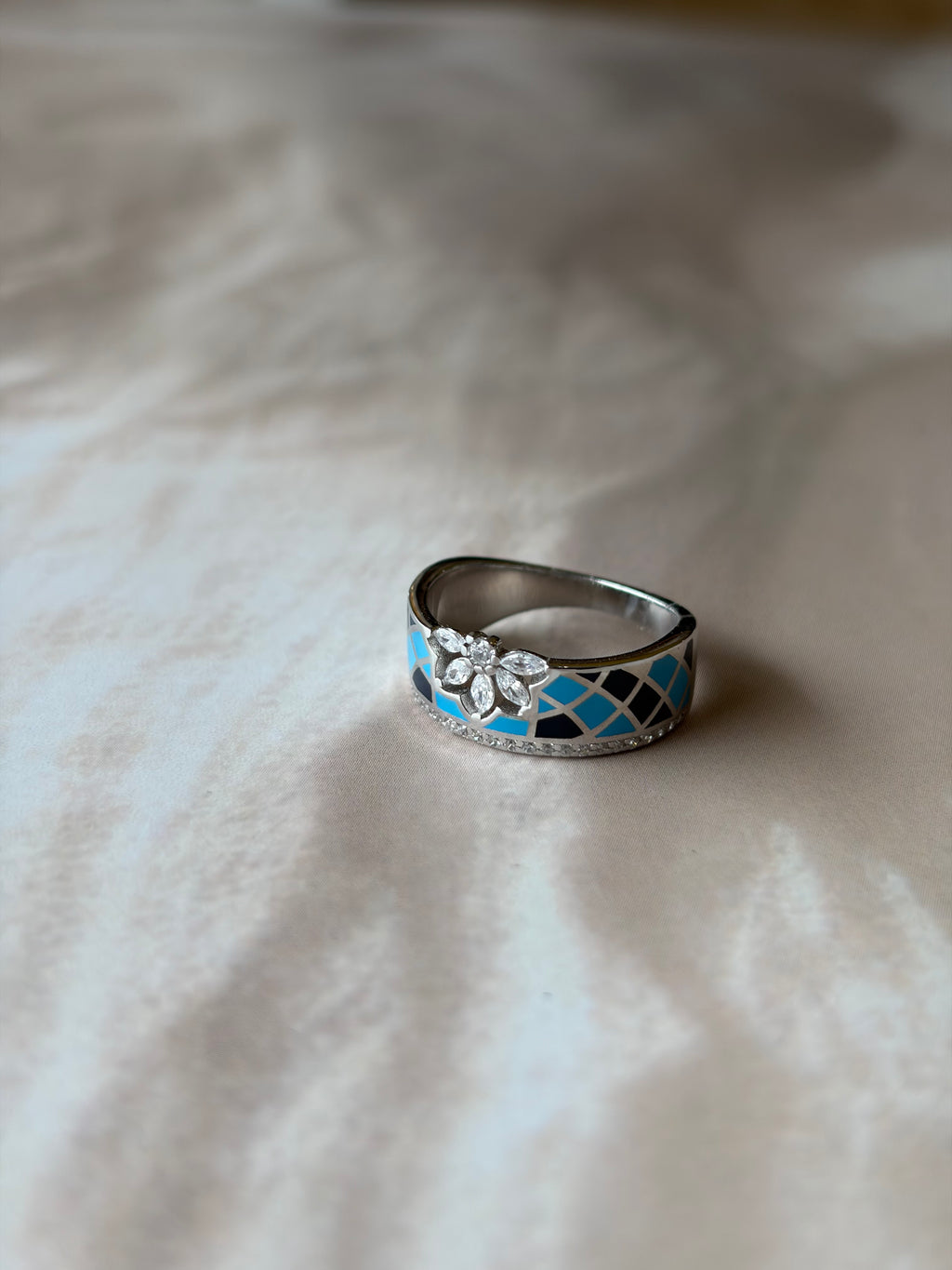 Aarika 925 Silver Blue Enamel Floral Ring