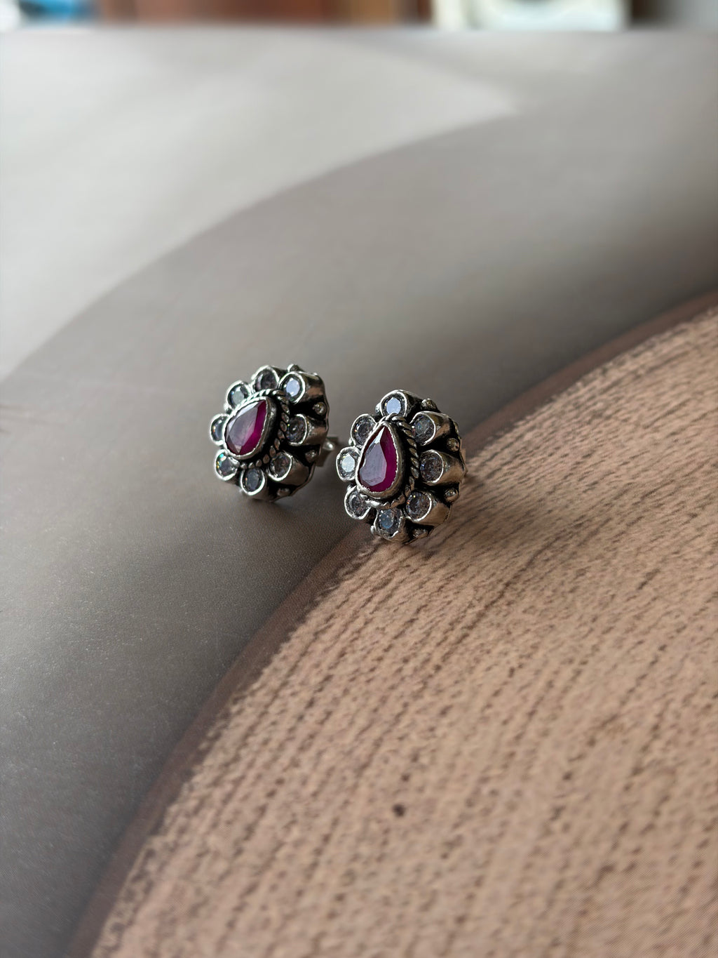 Aarohi 925 Silver Ruby-Tone Teardrop Stud Earrings