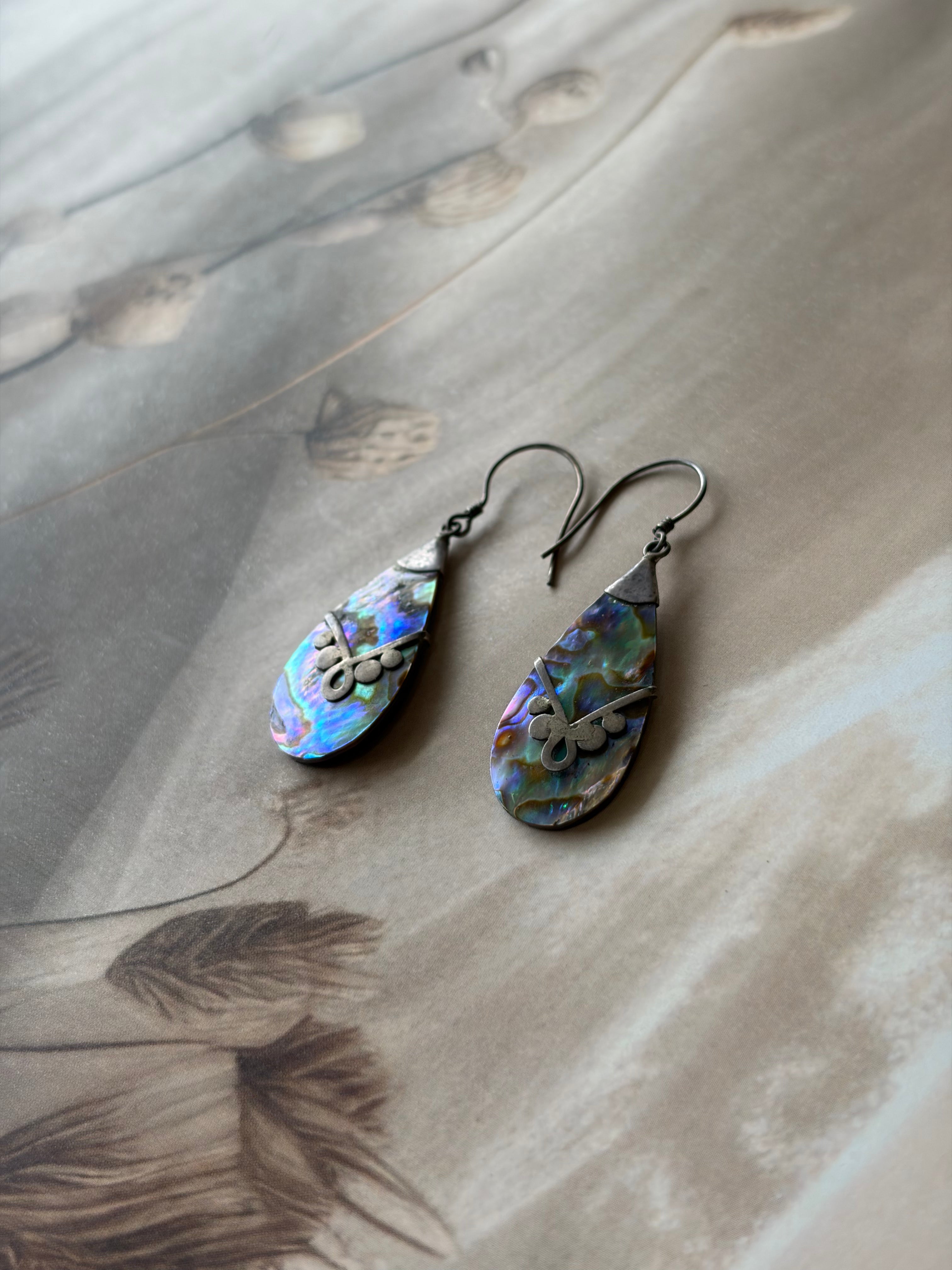 Aarohi 925 Silver Abalone Shell Teardrop Earrings