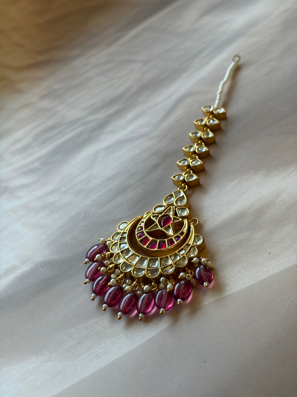 Star Red & White Stone Gold Plated Maang Tikka Rakhadi