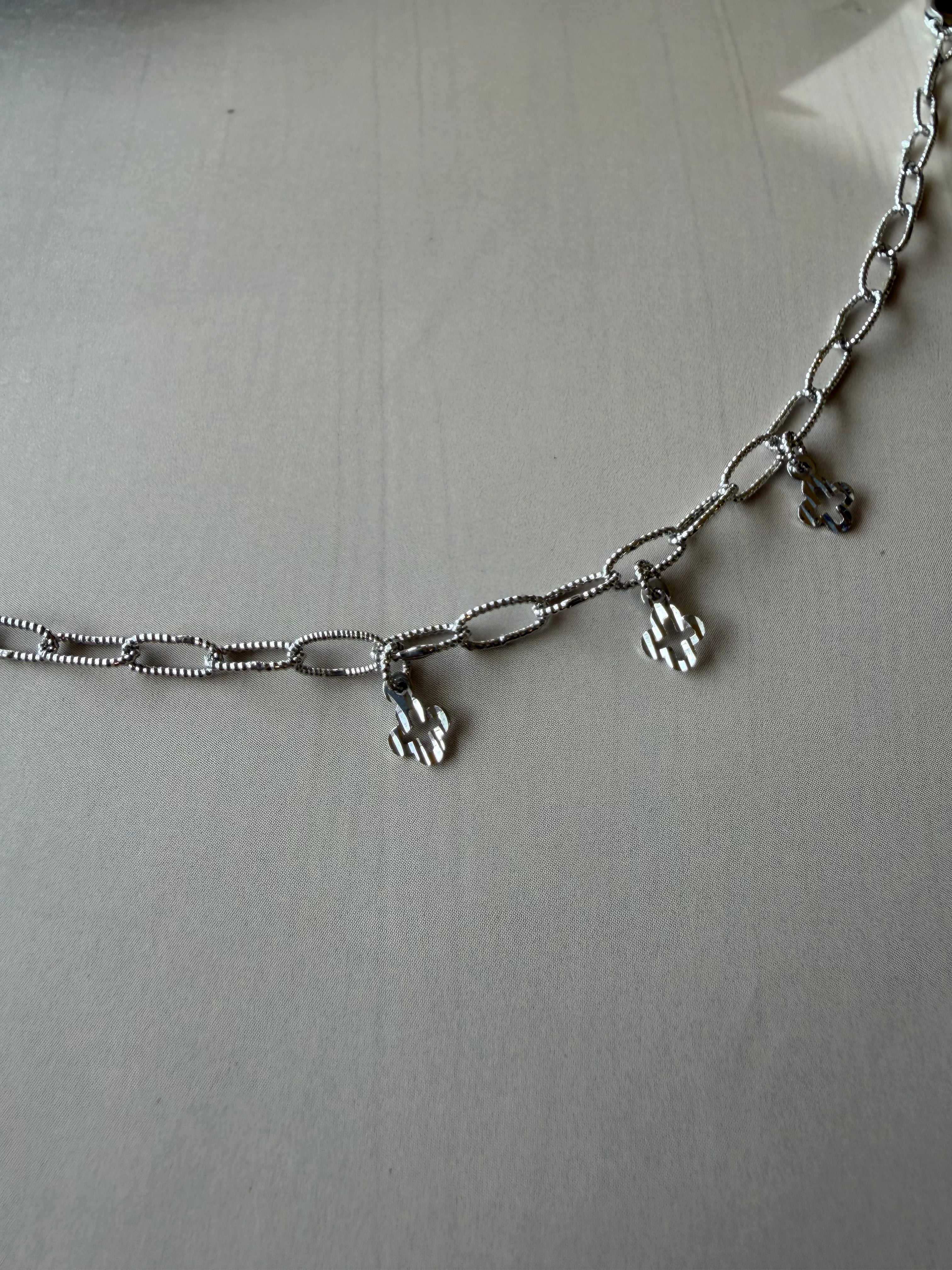 Aashi 925 Silver Teardrop Charm Bracelet