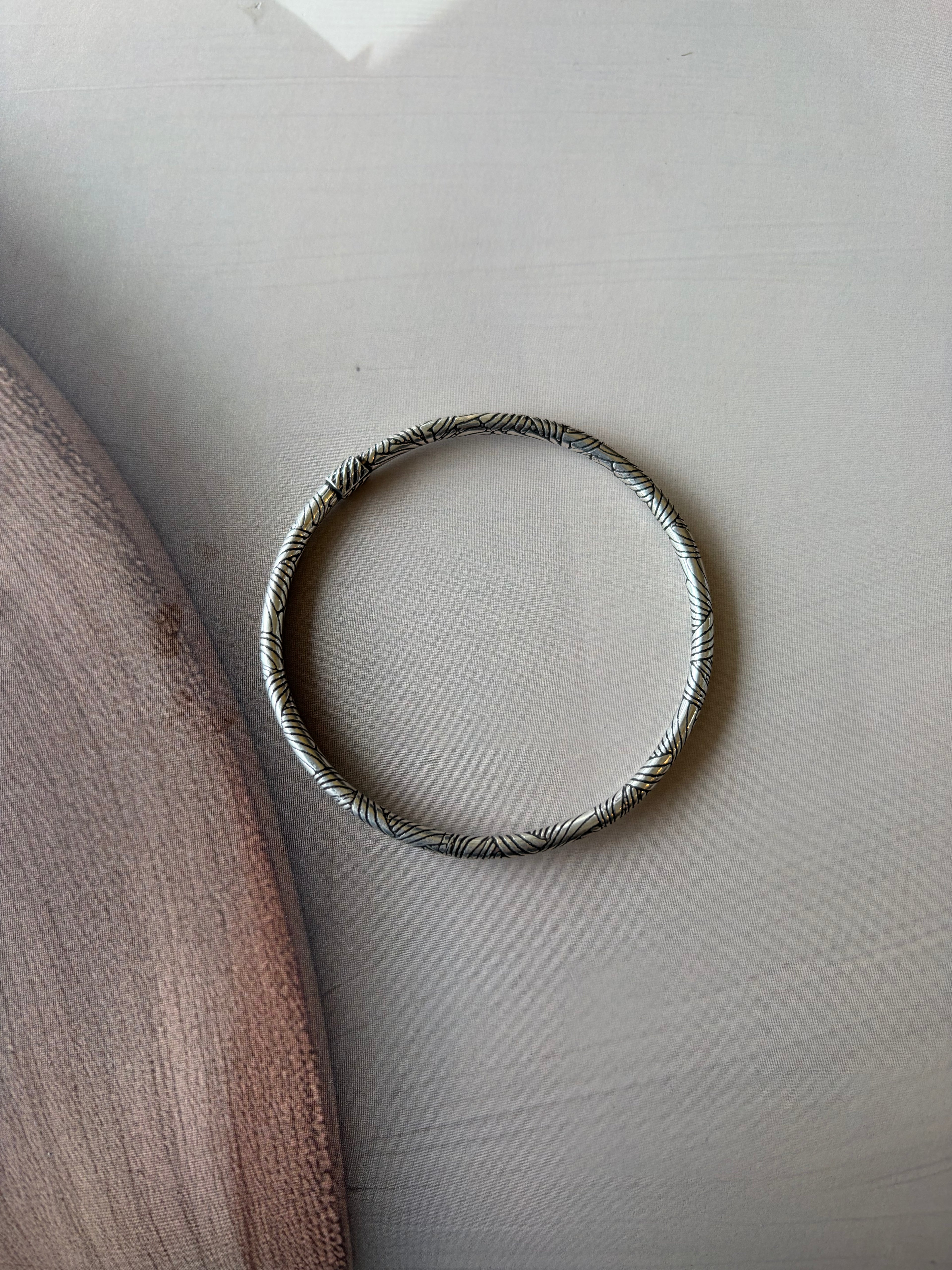 Aarav 925 Silver Oxidised Kada