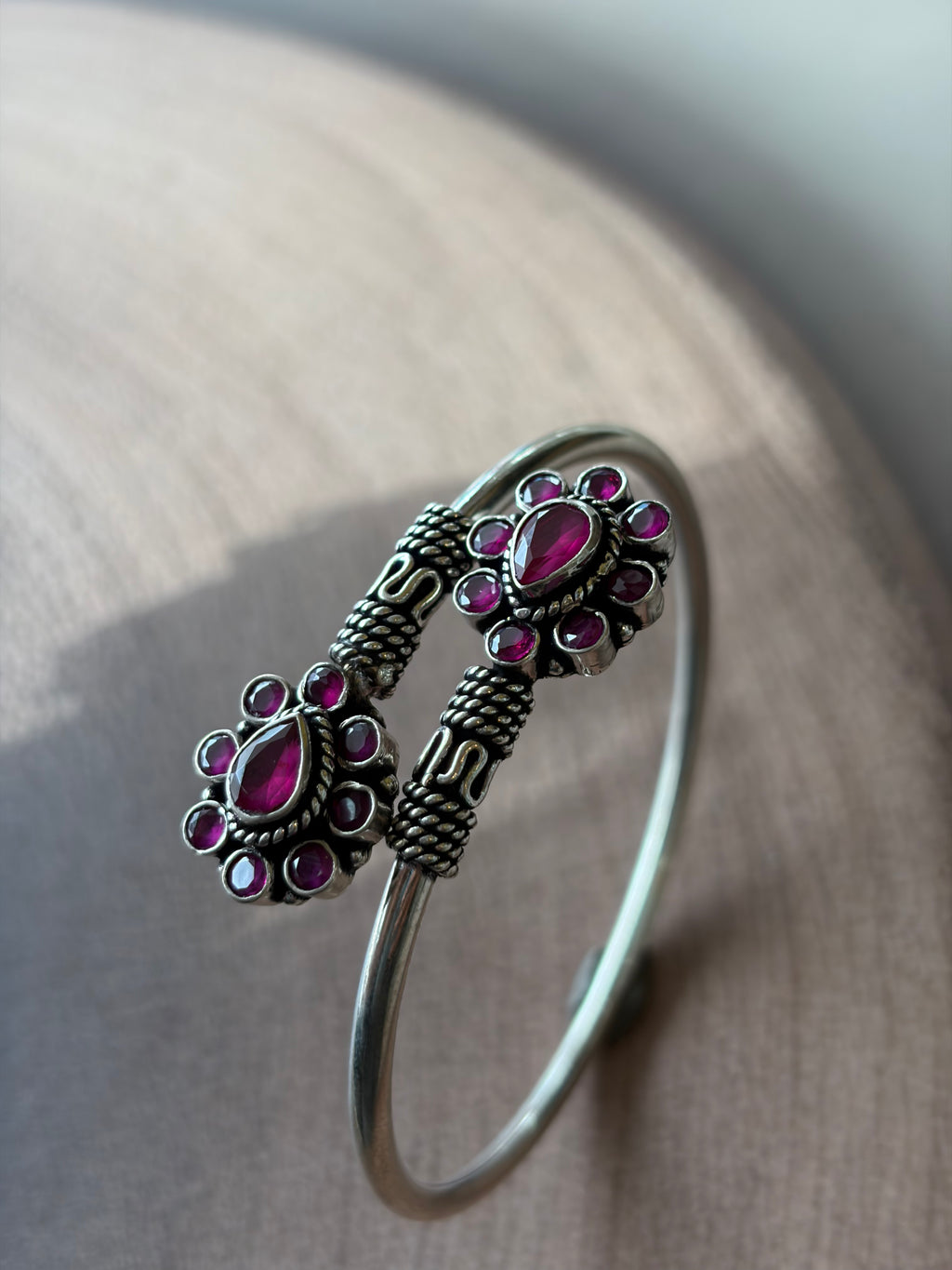 Rani 925 Silver Oxidised Stone Kada