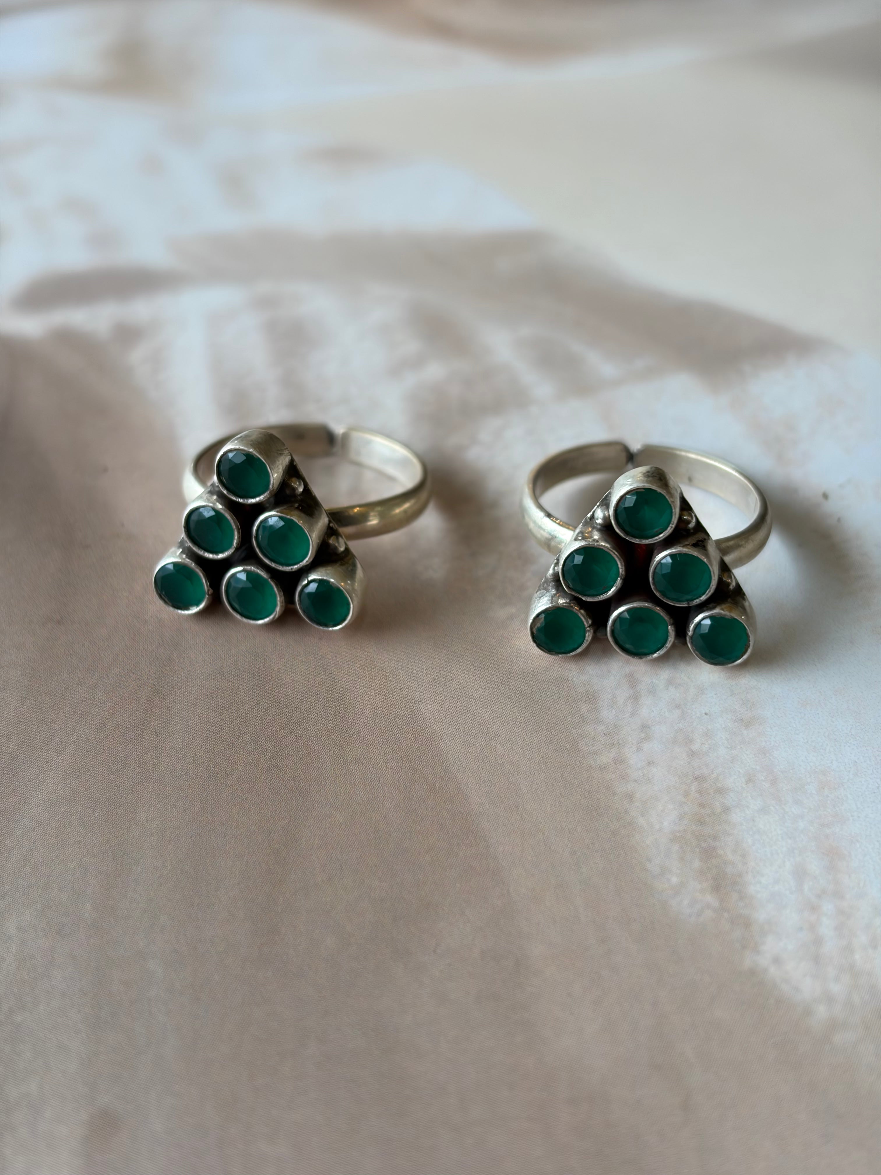 Panna 925 Silver Green Stone Toe Rings