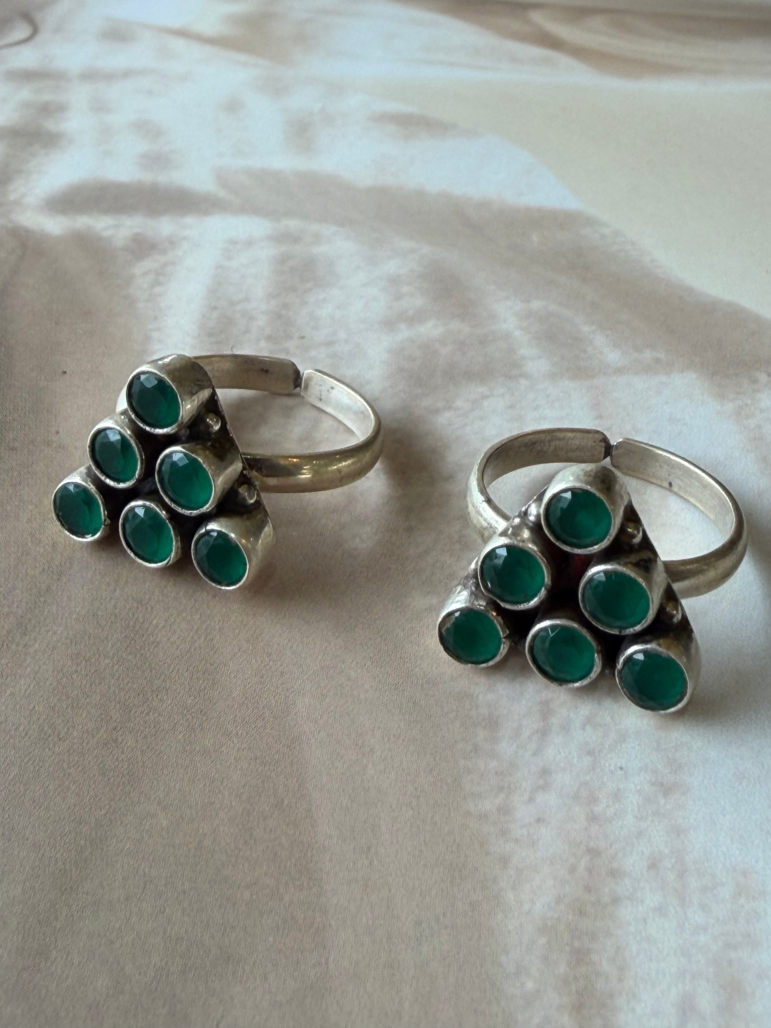 Panna 925 Silver Green Stone Toe Rings