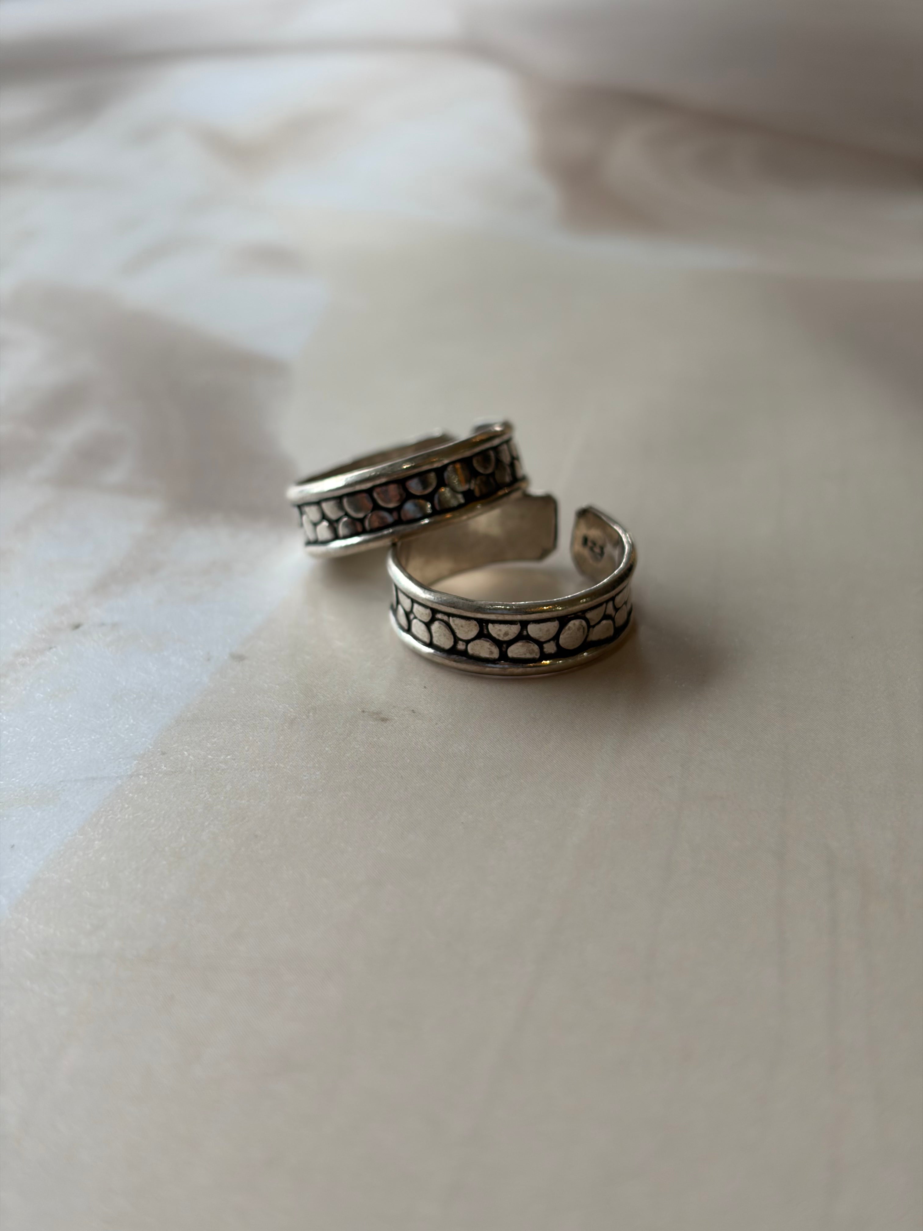 Abeer 925 Silver Oxidised Toe Rings