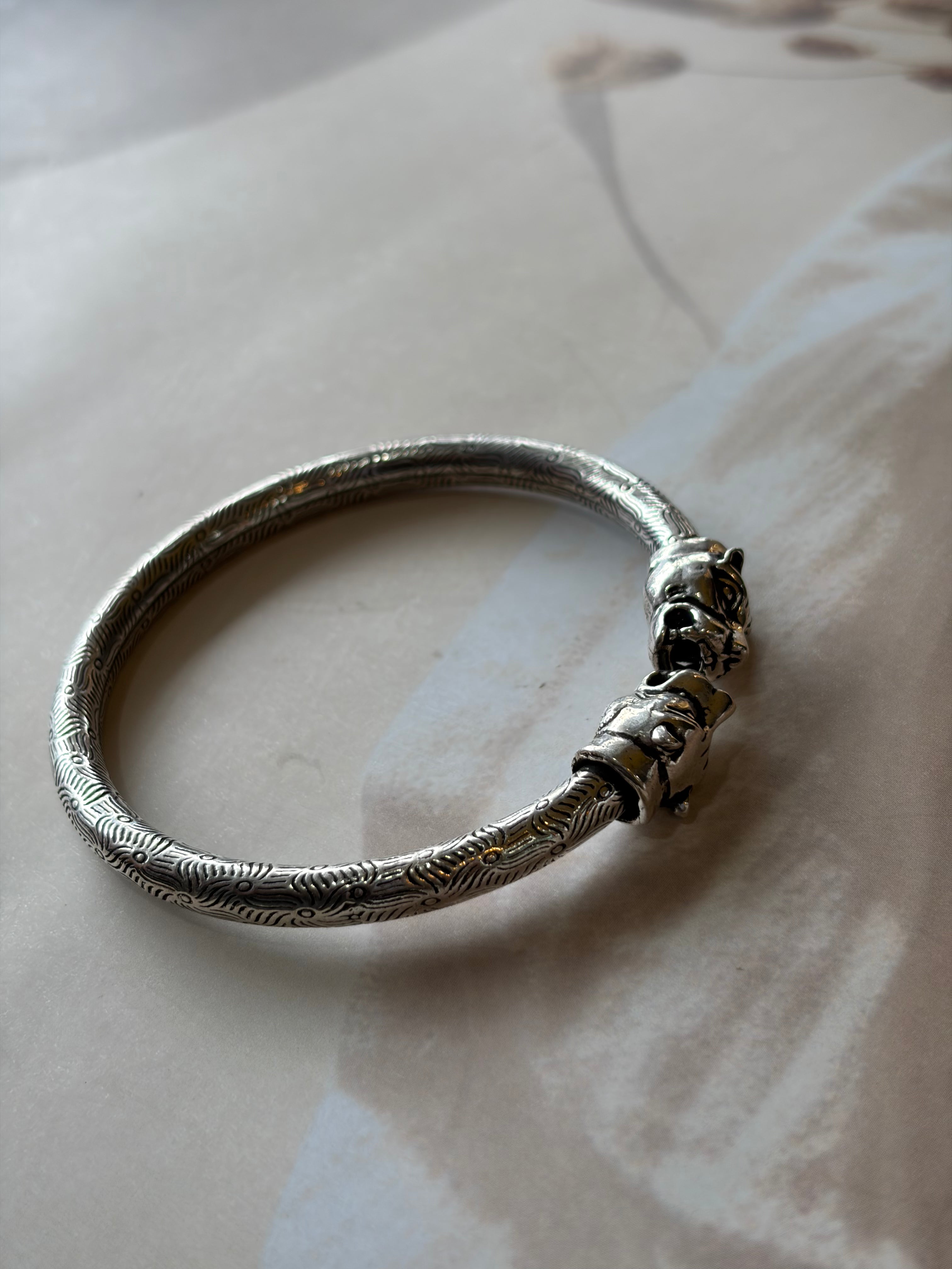 Kesari 925 Silver Oxidised Tiger Kada