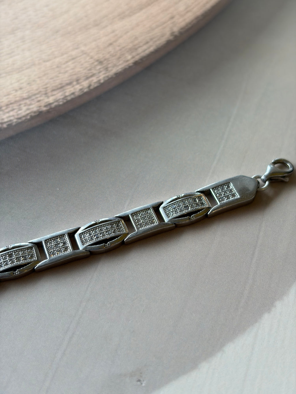 Aariz 925 Silver Geometric Stone Bracelet